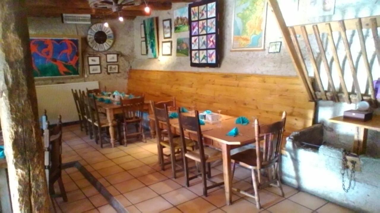 马孔酒店 圣阿克斯-德巴格斯 外观 照片
